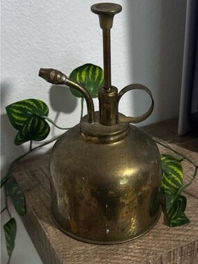 Antique Brass Plant Mister - Gold Toned